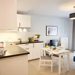 - Solna & 아파트