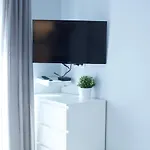 شقة - Solna & *